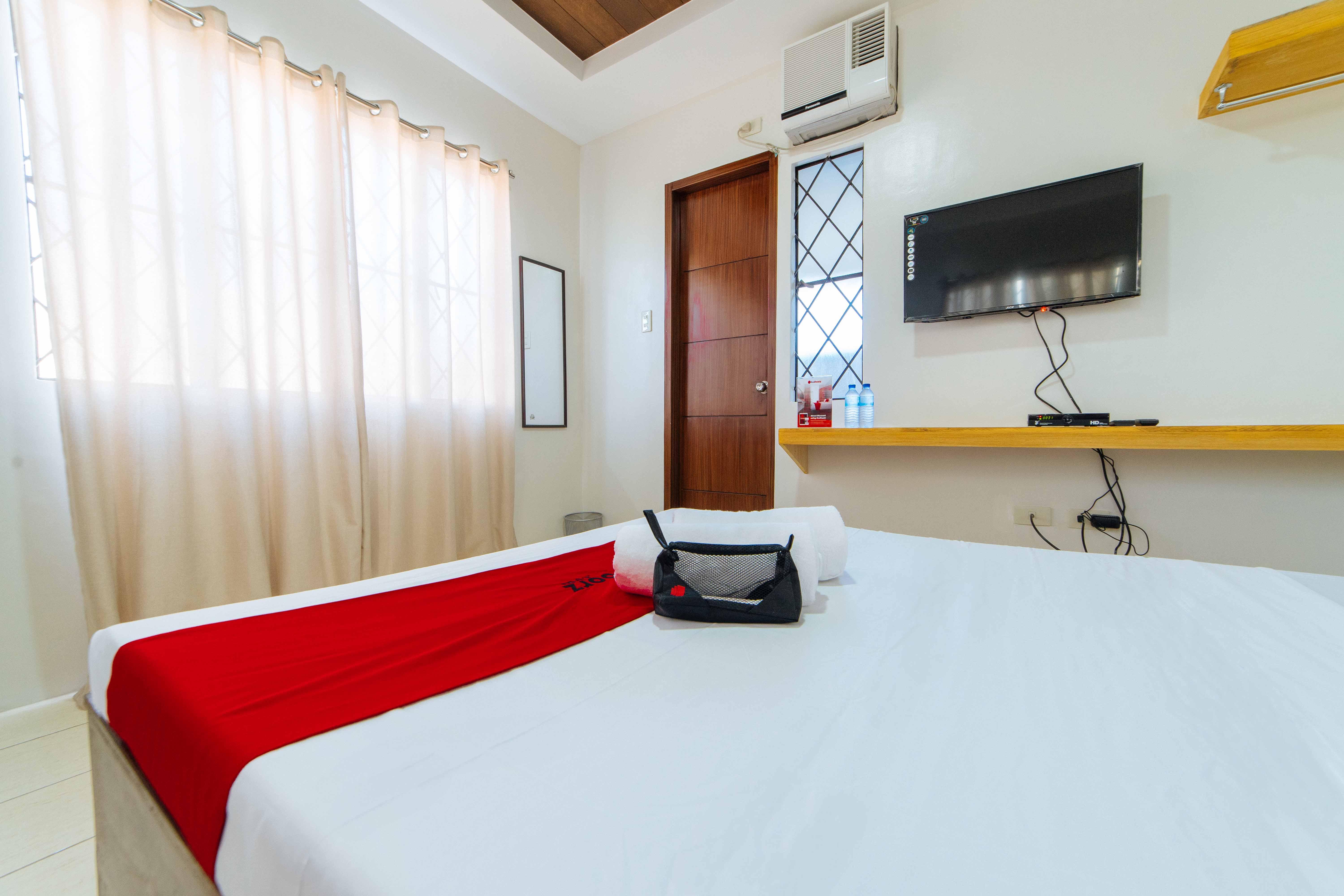 Reddoorz Plus @ Casa Lucia Sindalan San Fernando City Pampanga San Fernando (Pampanga) Exterior foto