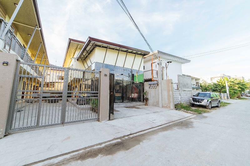 Reddoorz Plus @ Casa Lucia Sindalan San Fernando City Pampanga San Fernando (Pampanga) Exterior foto